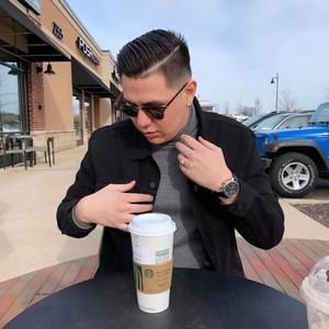 Meet your Posher, Nicolas